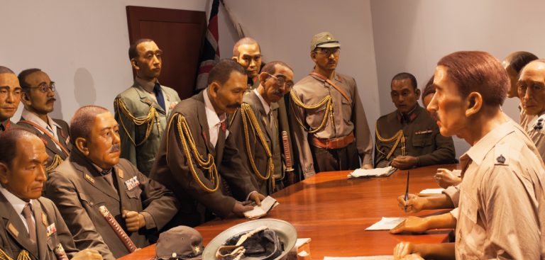 1046-x-500_Surrender